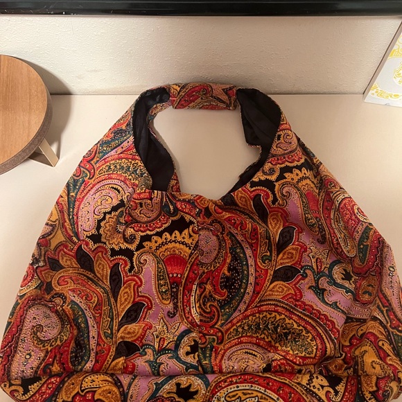 Super Cool Hobo Style fabric purse - Picture 4 of 13